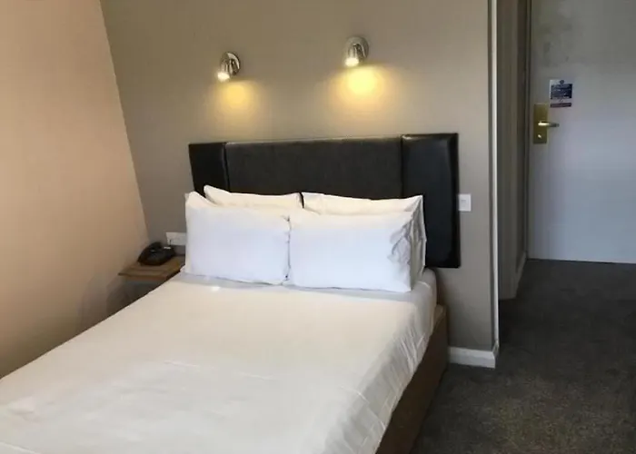 Отель Cumbria Park Карлайл