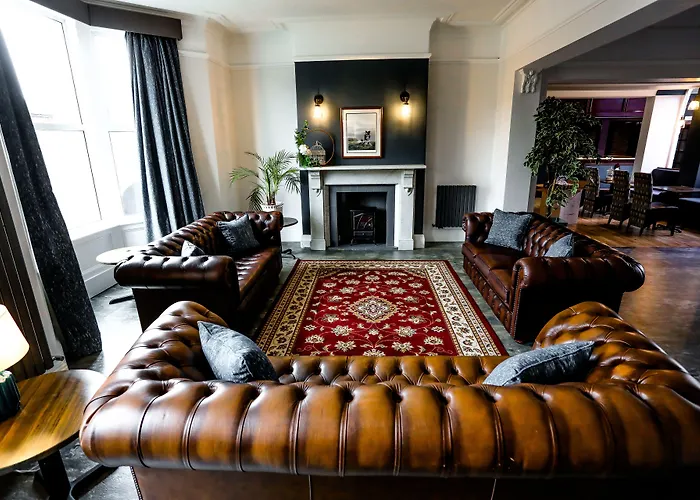 Отель Cumbria Park