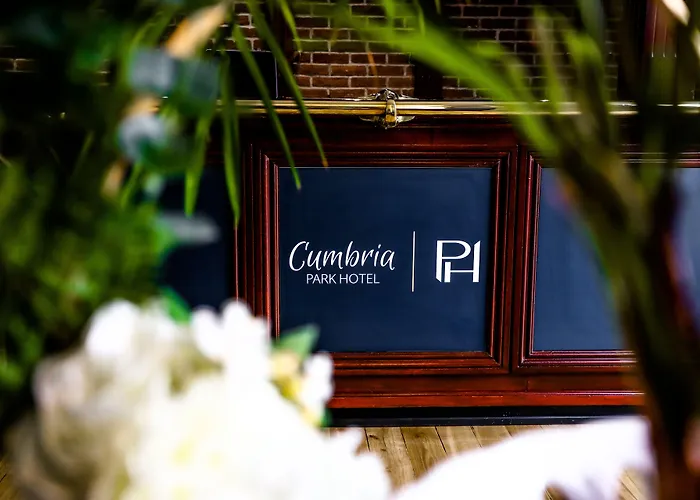 Отель Cumbria Park