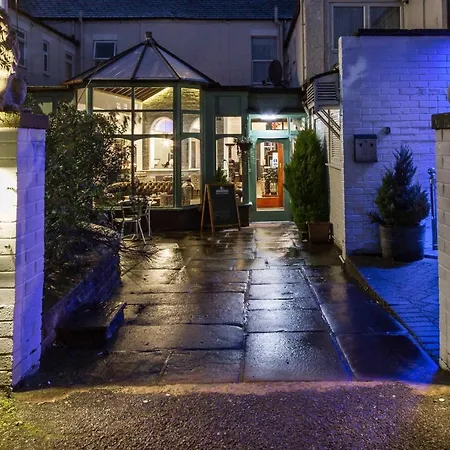 Hotel Cumbria Park